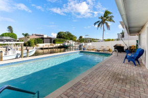 Casa Di Amici - Canal & Pool Home close to AMI!